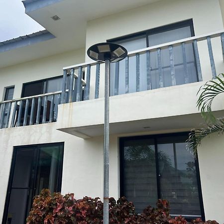 Lover'S Point Beach Front Resort Lian Exterior photo