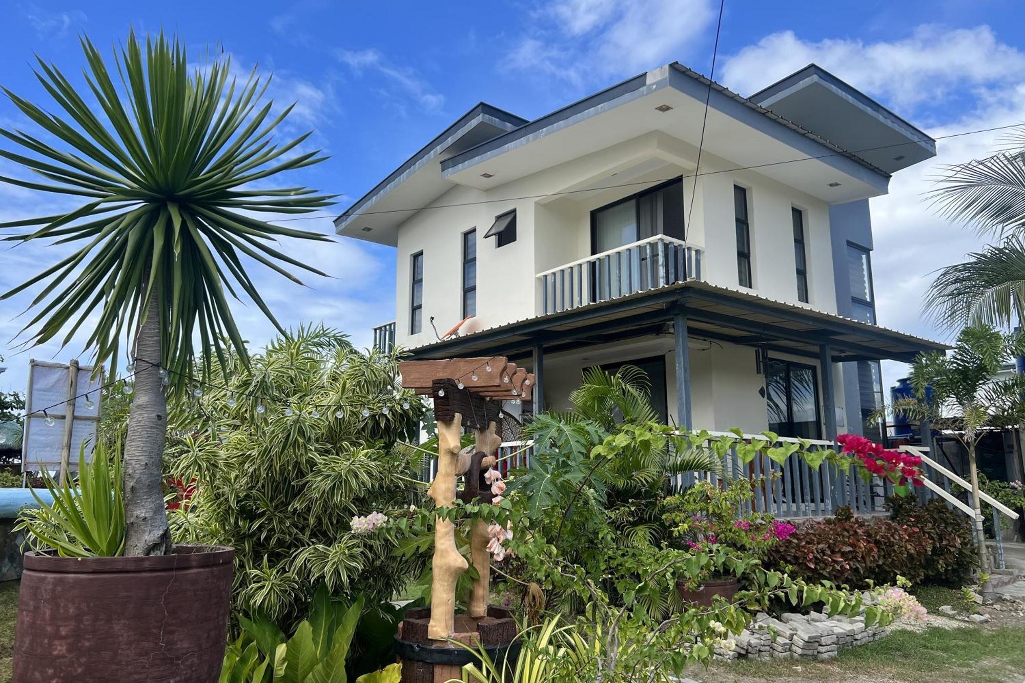 Lover'S Point Beach Front Resort Lian Exterior photo